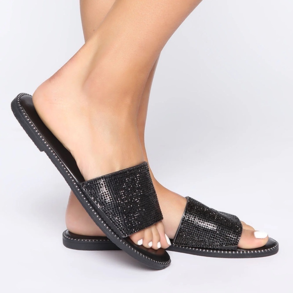 Wild Diva Slides